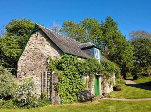 Scot - Aberfeldy cottage